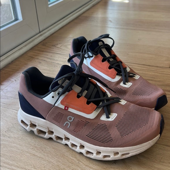 On Running Shoes - On Running Cloudstratus Athletic Shoes Cork/Fawn